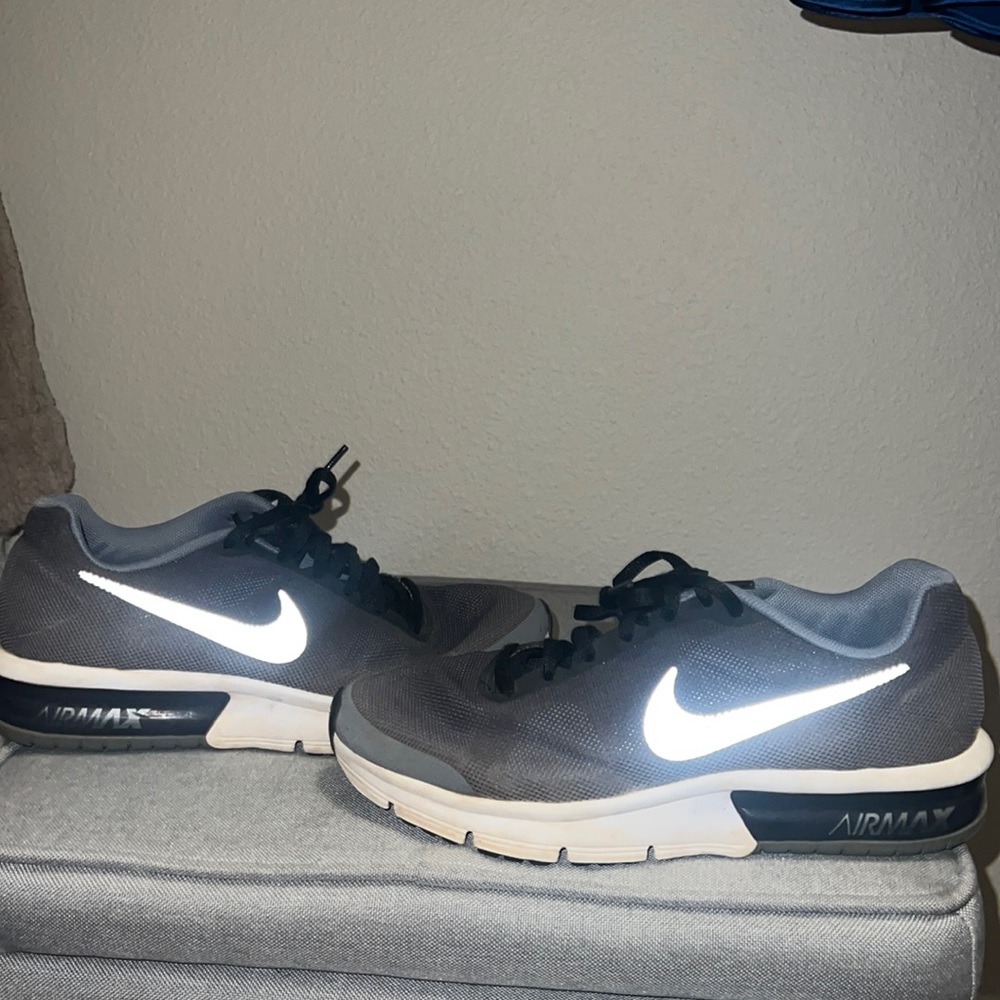 Nike Air Max Sequent Sneakers